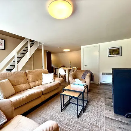 De Buizerd مالميدي